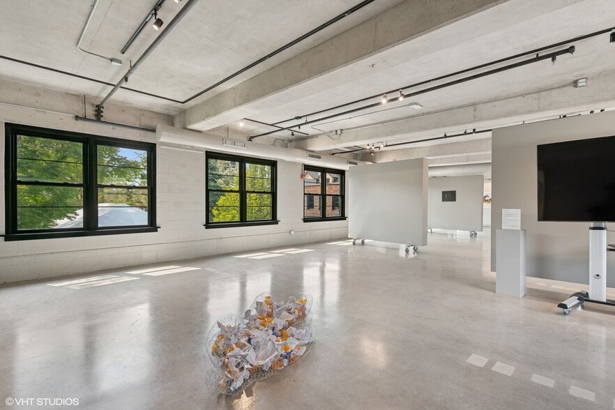 More Photos Of 201 S. Ashland Ave. Ave, Chicago Theater Concert Hall For Sale