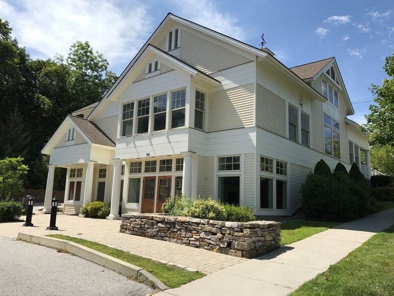 More Photos Of 96 Depot St, Manchester Center Freestanding For Lease