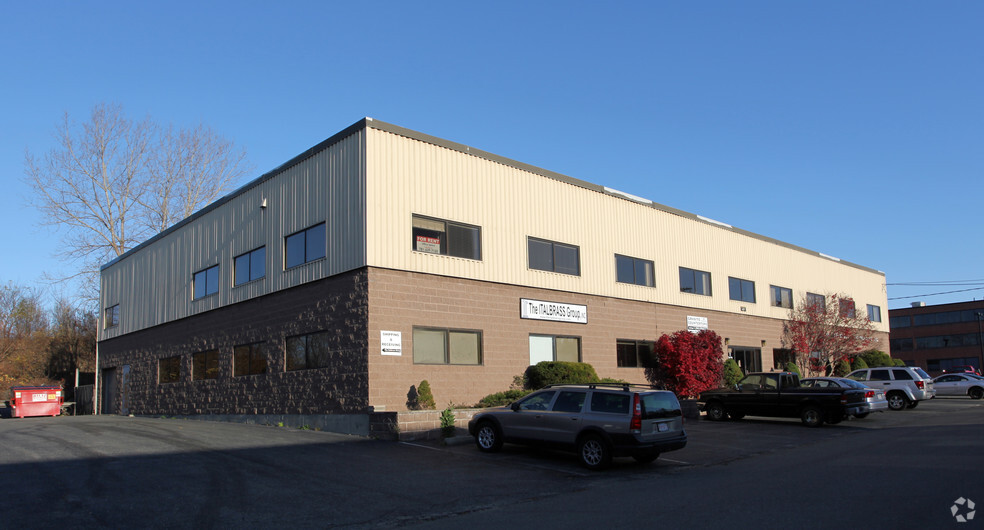 Primary Photo Of 32 Tioga Way, Marblehead Office For Sale