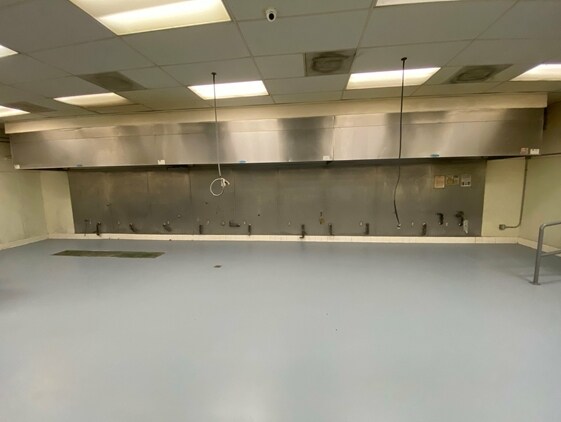 More Photos Of 5200 W Washington Blvd, Los Angeles Flex For Lease