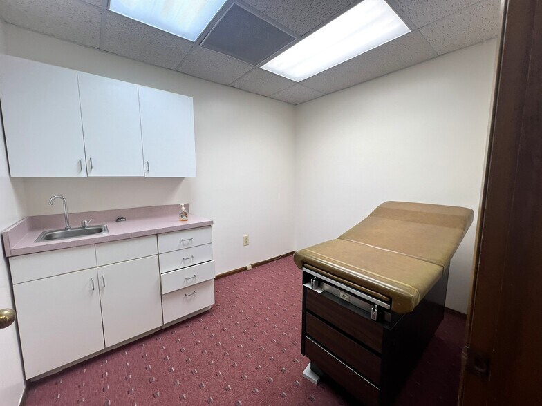 More Photos Of 1163 Route 37 West, Toms River Medical For Sale