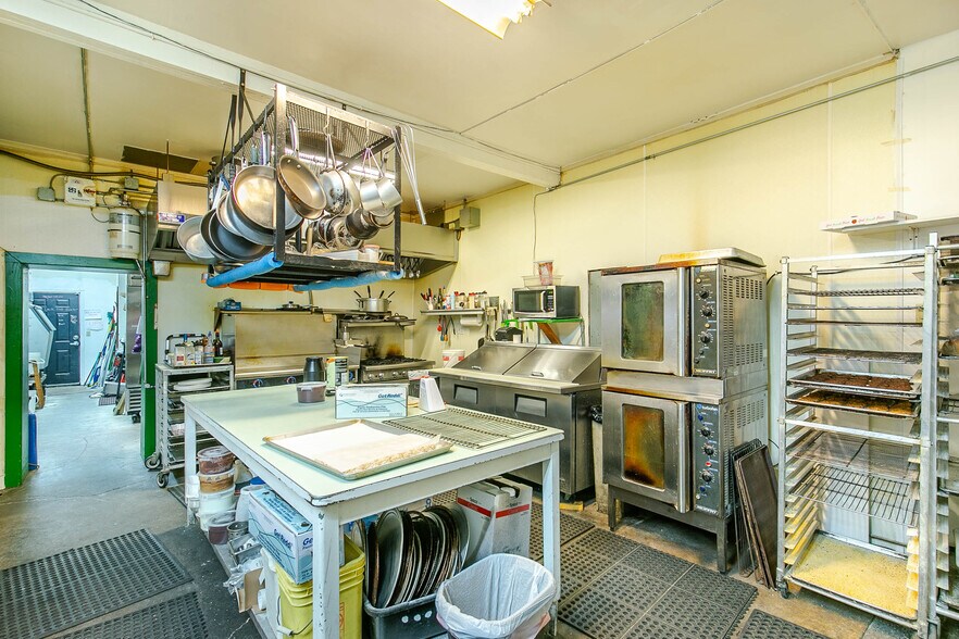 More Photos Of 14836 OR-38, Elkton Restaurant For Sale