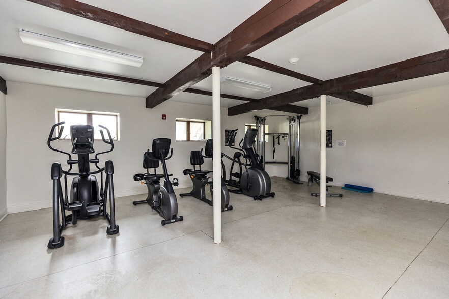 More Photos Of 608 Francestown Rd, Bennington Apartments For Sale