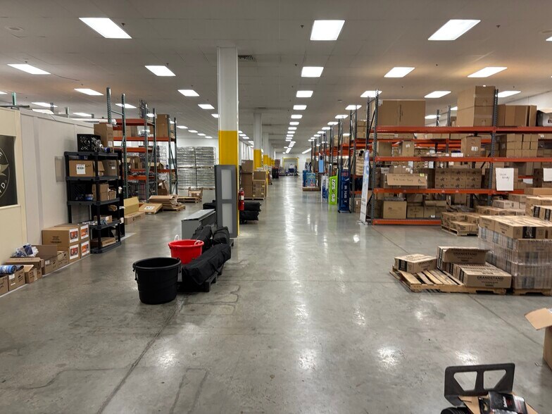 More Photos Of 9300 Allen Rd, West Chester Warehouse For Lease