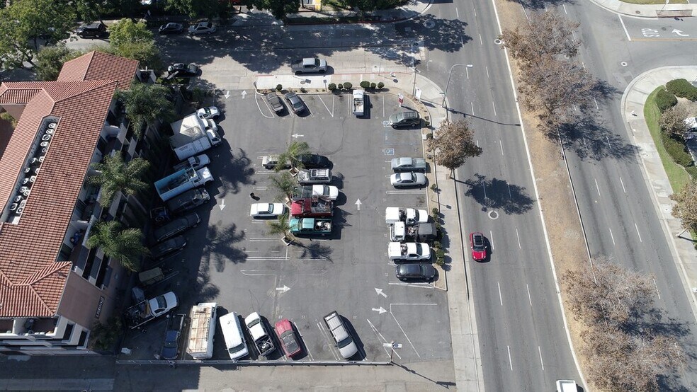More Photos Of 202 E 17th St, Santa Ana Land For Lease