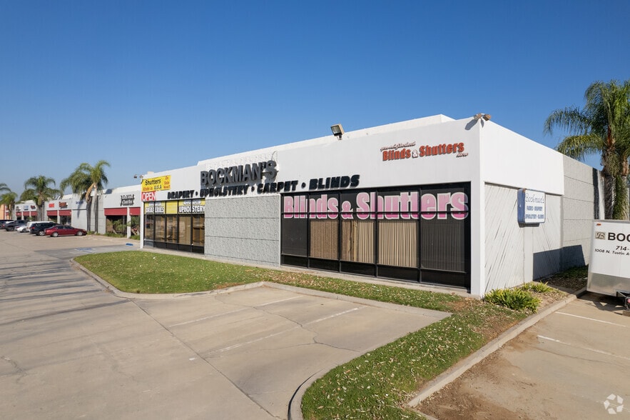 More Photos Of 1008-1028 N Tustin Ave, Anaheim Unknown For Lease