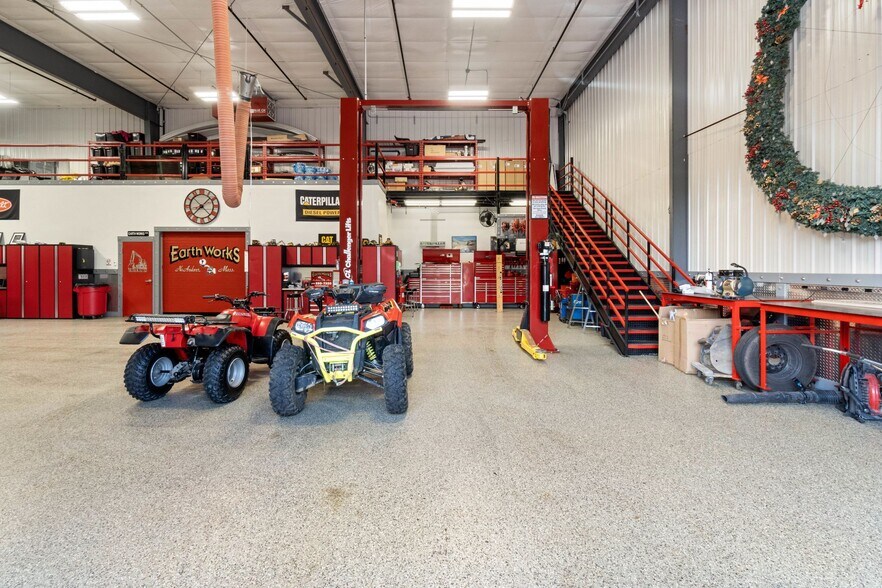 More Photos Of 2302 Turnpike St, North Andover General Retail For Sale