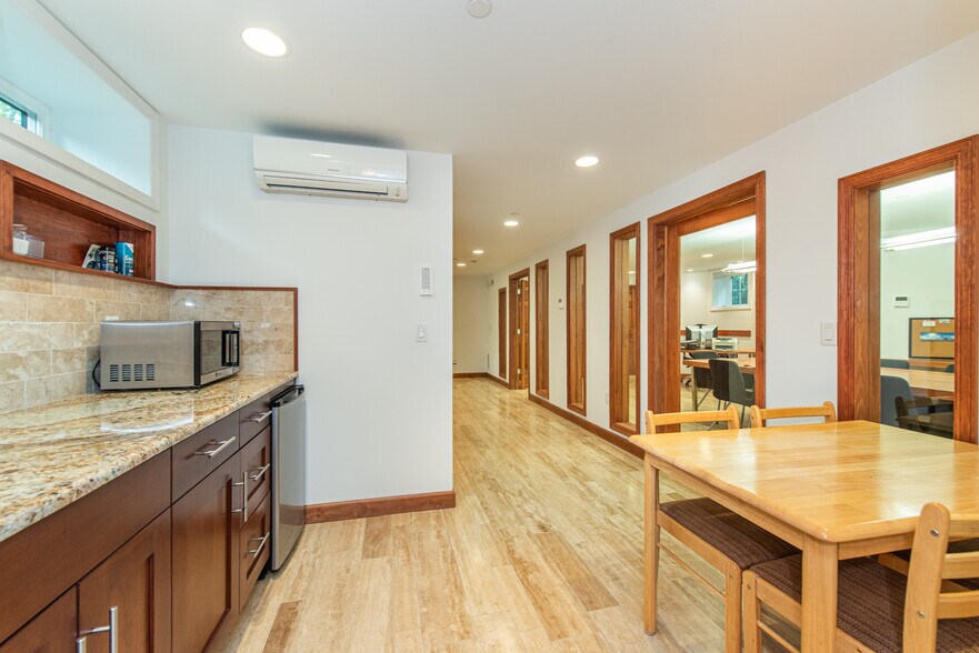 More Photos Of 501 Westfield Ave, Westfield Office For Lease