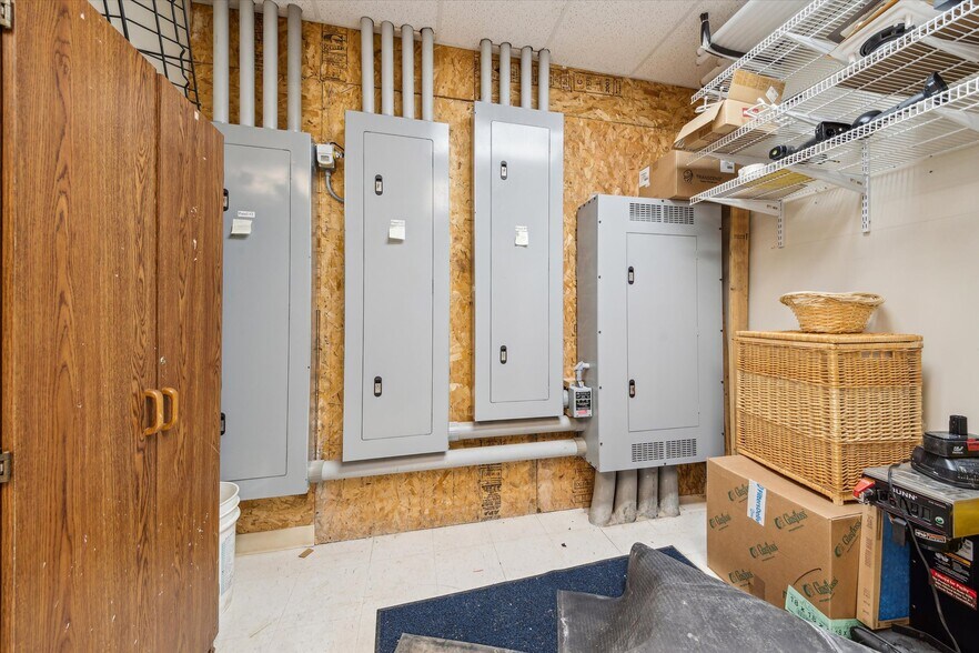 More Photos Of 3940 Pennsylvania 257, Seneca General Retail For Sale