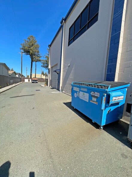 More Photos Of 3201 Cleveland Ave, Santa Rosa Office For Sale