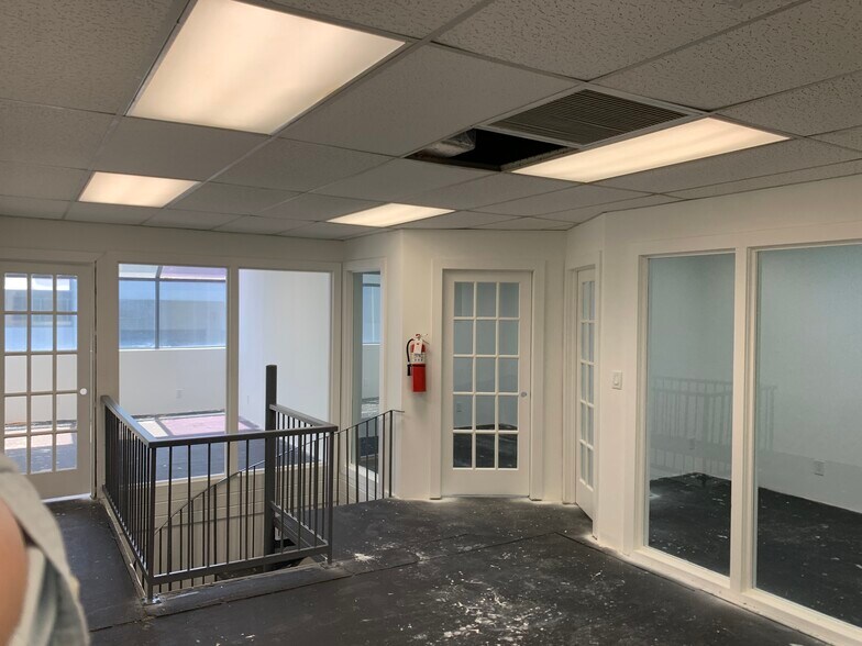 More Photos Of 14200-14238 SW 136th St, Miami Light Manufacturing For Lease