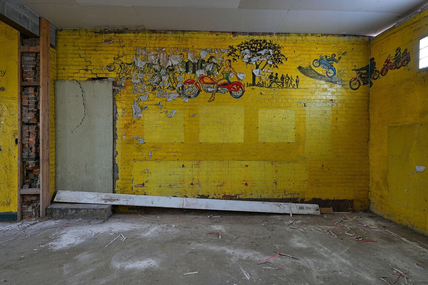 More Photos Of 1913 Central Ave, Cincinnati Office Residential For Sale