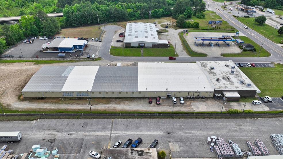 More Photos Of 2521 N Church St, Rocky Mount Warehouse For Lease