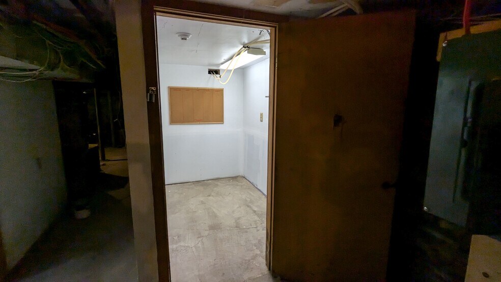 More Photos Of 47, 53-55 Congress Street, Troy General Retail For Sale