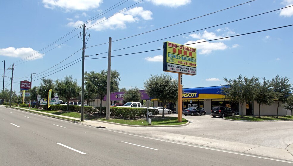 More Photos Of 1727 E Busch Blvd, Tampa Storefront For Lease