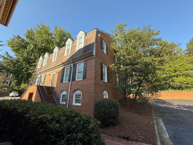 More Photos Of 1827 Powers Ferry Rd SE, Atlanta Office For Sale