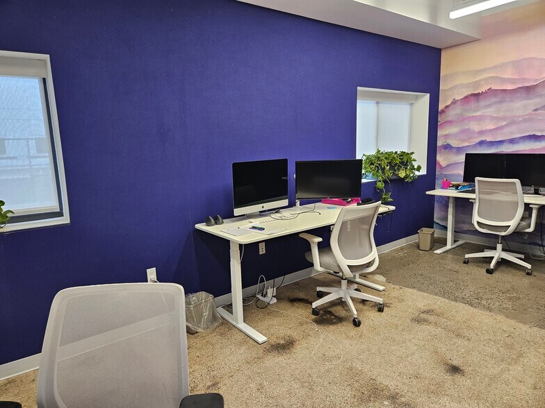 More Photos Of 183 Mineola Blvd, Mineola Medical For Sale