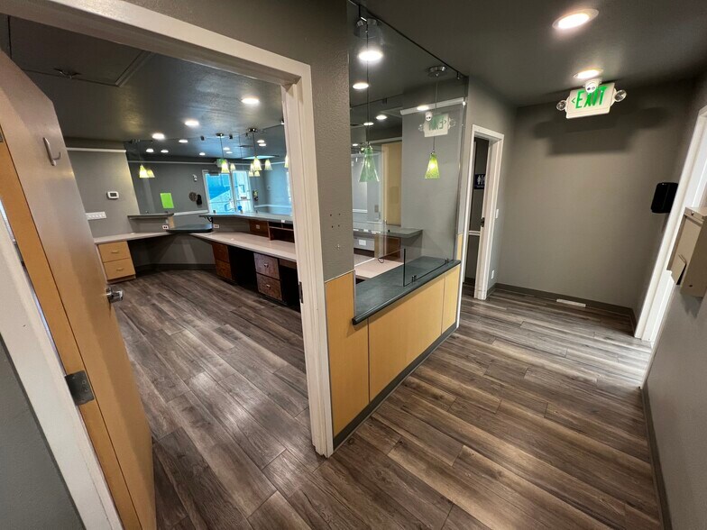 More Photos Of 1158 Court St, Redding Medical For Sale
