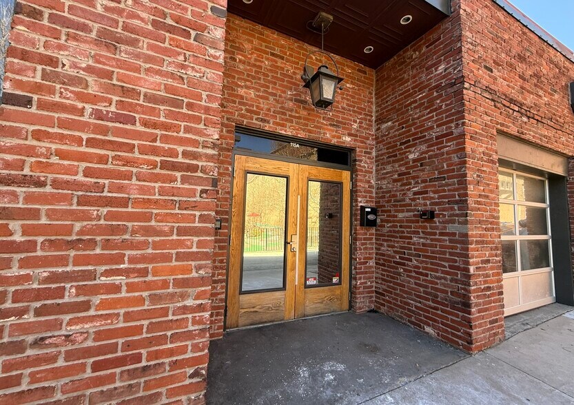 More Photos Of 115 E Reno Ave, Oklahoma City Storefront Retail Office For Lease