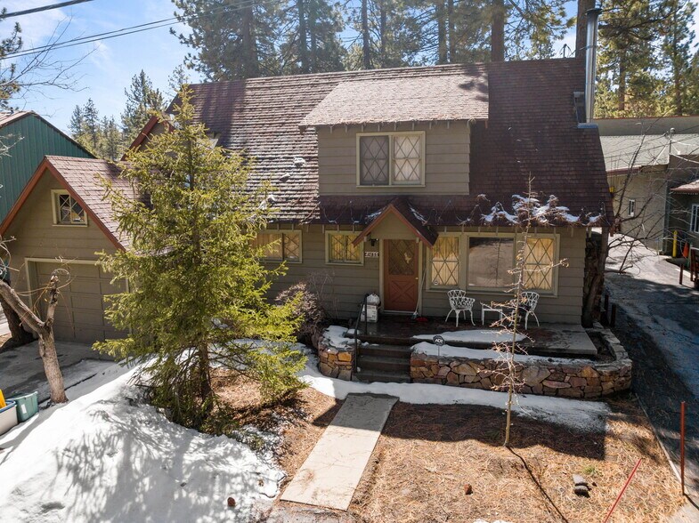More Photos Of 41656 Big Bear Blvd, Big Bear Lake Freestanding For Sale