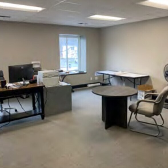 More Photos Of 6465 Transit Rd, East Amherst Office For Lease