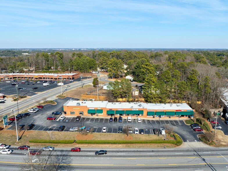 More Photos Of 900 Indian Trail Rd NW, Lilburn Unknown For Lease