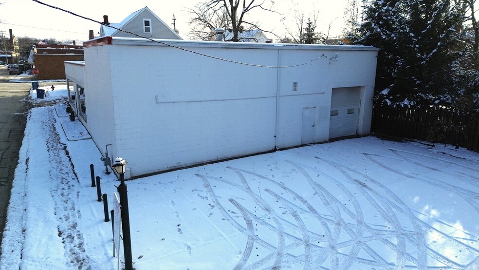 More Photos Of 37930 2nd St, Willoughby Freestanding For Sale