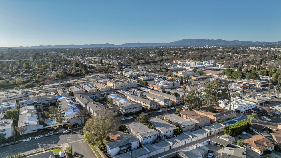 More Photos Of 6308 Coldwater Canyon Ave, North Hollywood Apartments For Sale
