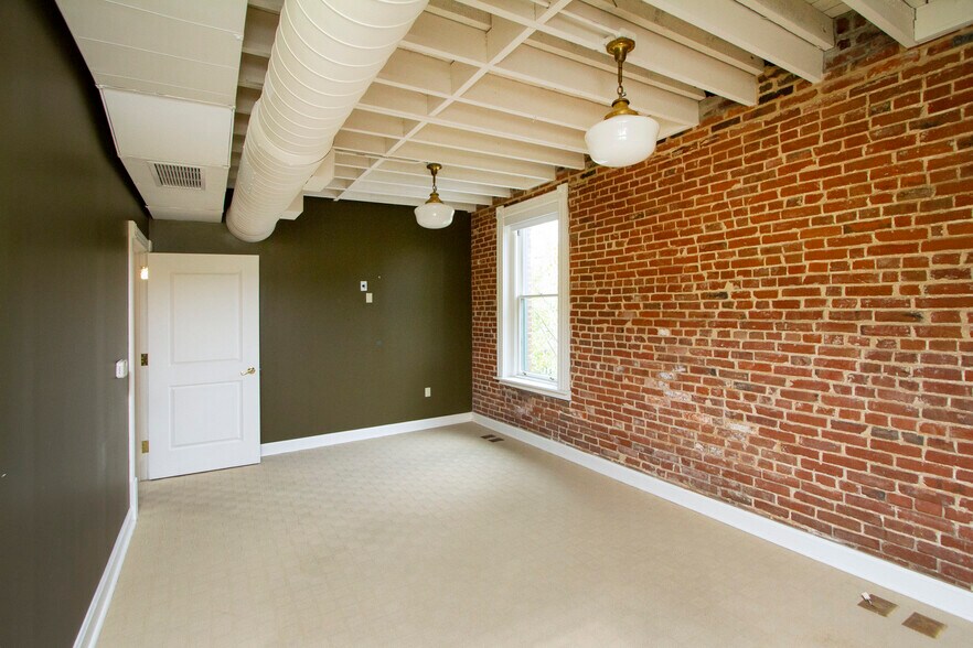 More Photos Of , Kansas City Unknown For Sale