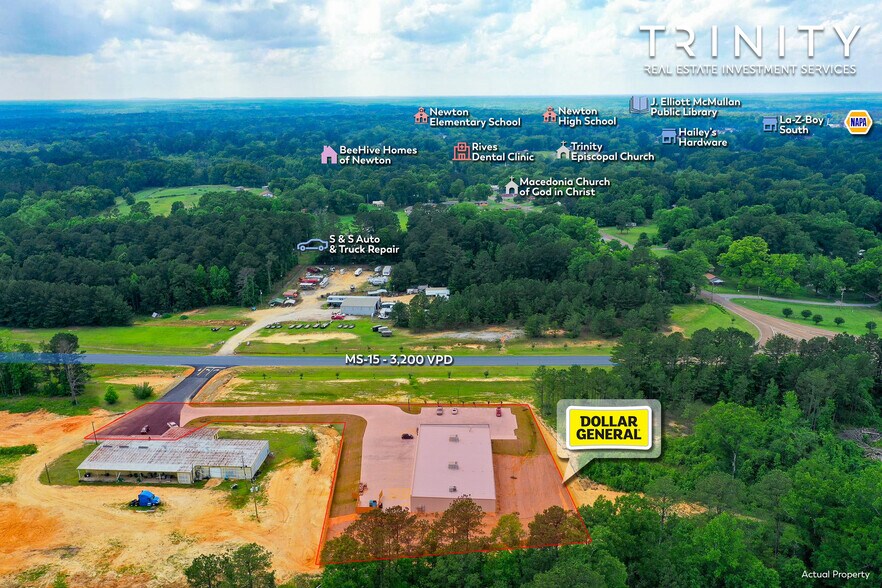 More Photos Of 820 Eastside Dr., Newton Freestanding For Sale