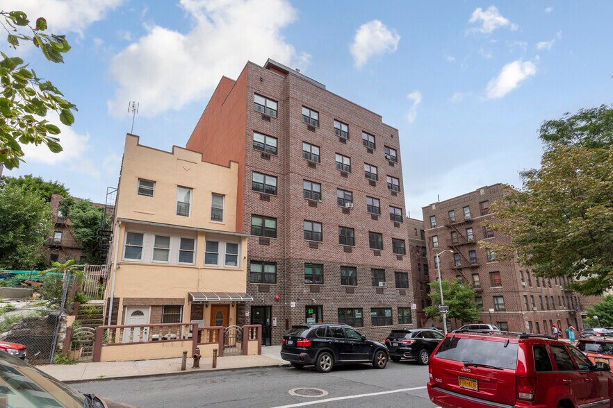More Photos Of 27 Buchanan Pl, Bronx Apartments For Sale