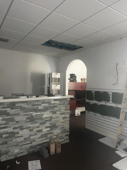 More Photos Of 3300 S Congress Ave, Boynton Beach Showroom For Sale
