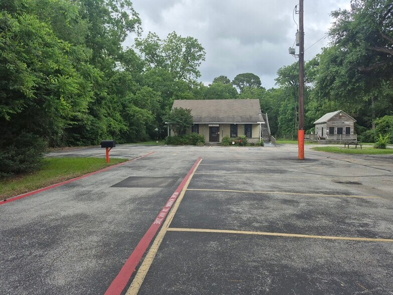 More Photos Of 17934 Kuykendahl Rd, Spring Storefront For Sale