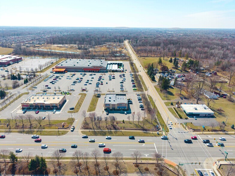 More Photos Of 39895 Ford Rd, Canton General Retail For Sale