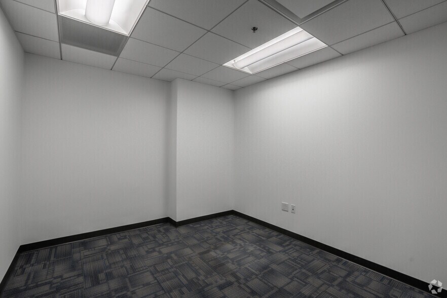 More Photos Of 1250 23rd St NW, Washington Office Residential For Lease