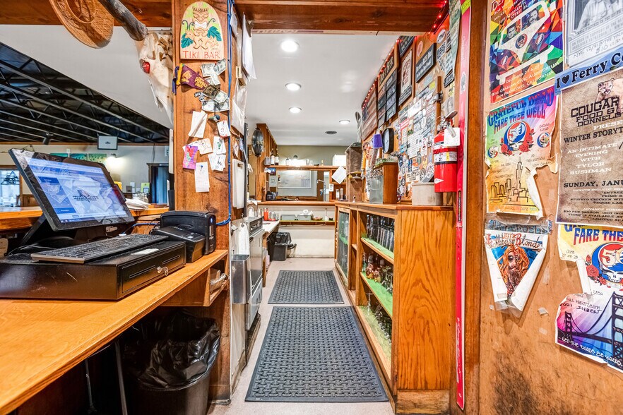 More Photos Of 263 N Main St, Donnelly Restaurant For Sale