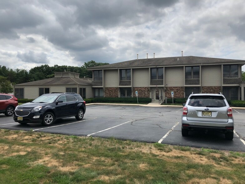 More Photos Of 170 Changebridge Rd, Montville Office For Sale