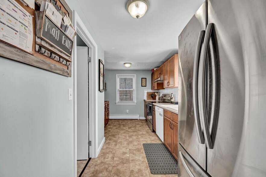 More Photos Of , Brookfield Unknown For Sale