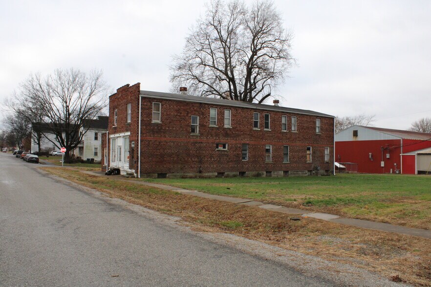 More Photos Of 311 Saint Clair St, New Athens Apartments For Sale