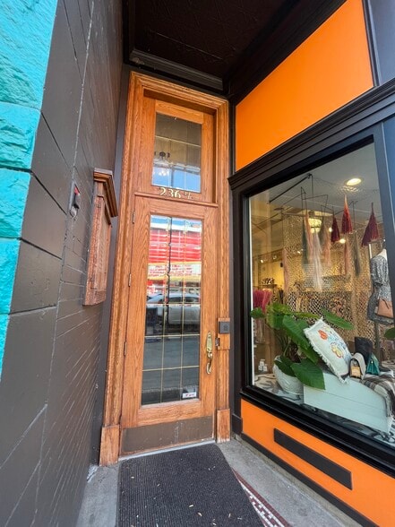 More Photos Of 236 E Front St, Traverse City Storefront Retail Office For Lease