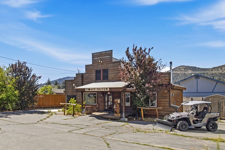 More Photos Of 521 W Big Bear Blvd, Big Bear City Storefront Retail Office For Sale