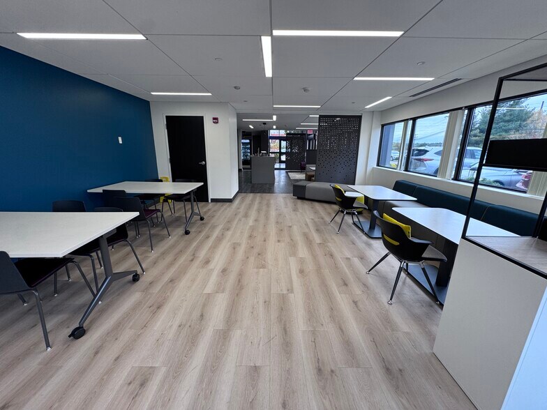 More Photos Of 100 Pennsylvania Ave, Framingham Office For Lease