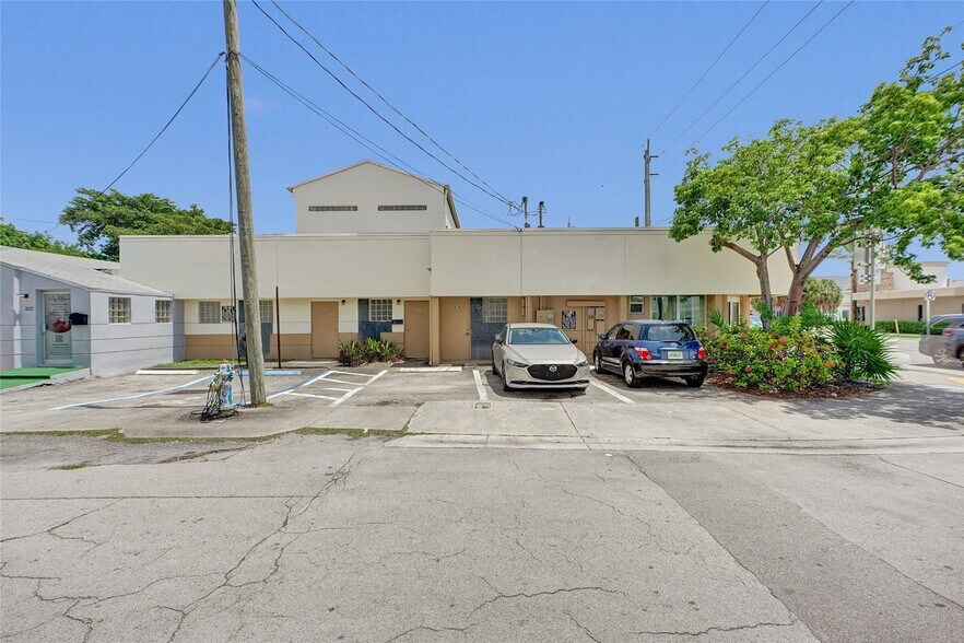 More Photos Of 201-211 E Hallandale Beach Blvd, Hallandale Beach Medical For Lease