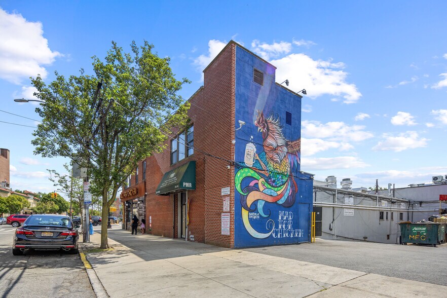 More Photos Of 21316 39th Ave, Bayside Office For Lease