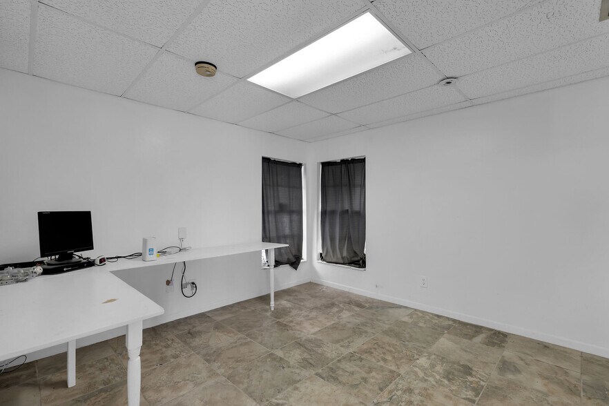 More Photos Of 21423 Overseas Hwy, Cudjoe Key Freestanding For Sale