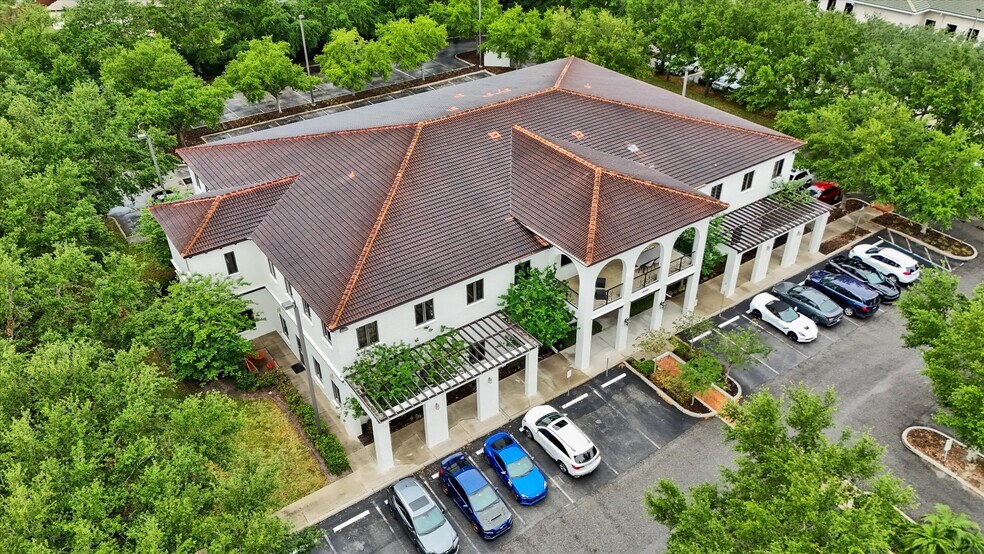 More Photos Of 6052 Turkey Lake Rd, Orlando Office For Lease