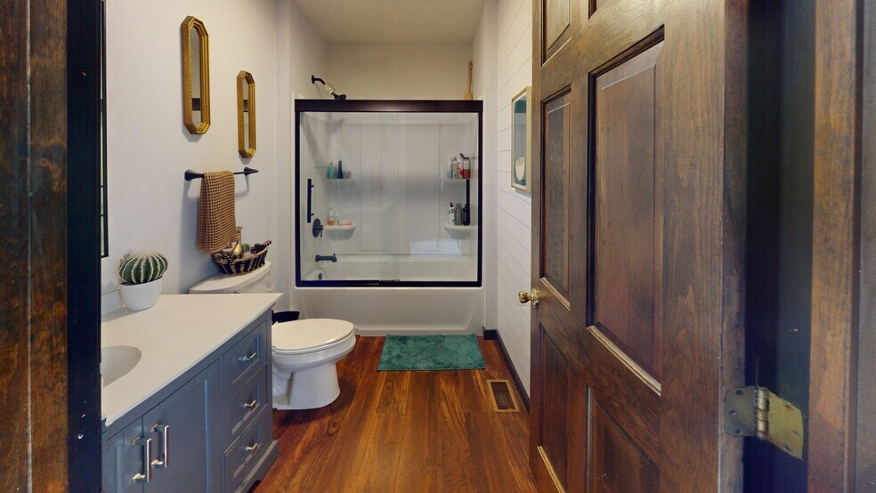 More Photos Of 816 Main St, Lafayette Storefront Retail Residential For Sale