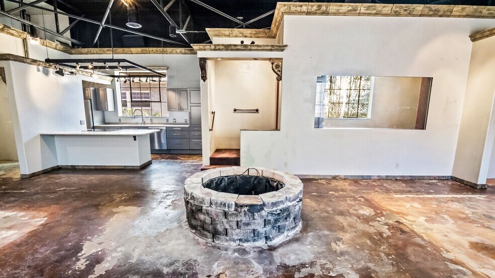 More Photos Of 4635 E Anaheim St, Long Beach Office Residential For Sale