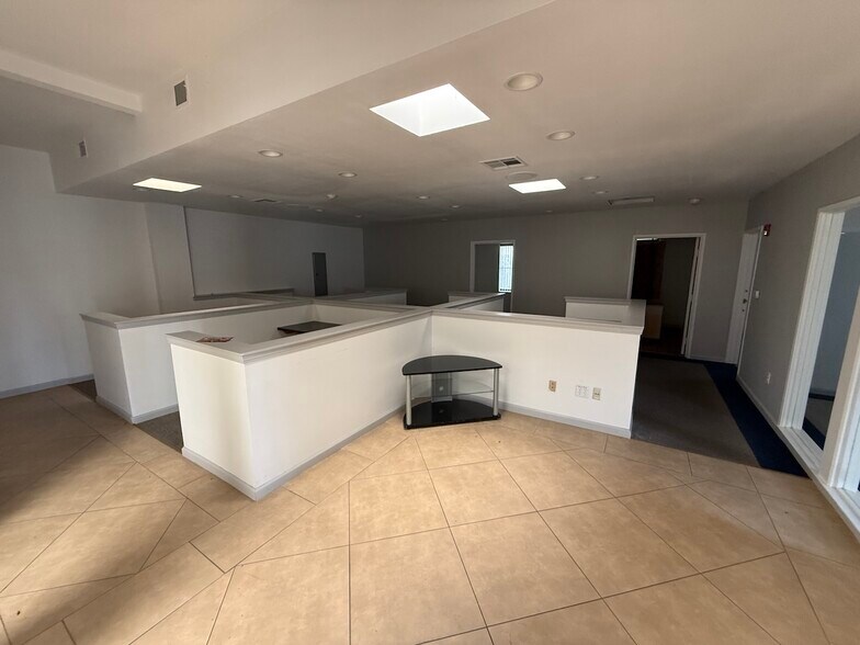 More Photos Of 2301 Coffee Rd, Modesto Medical For Sale