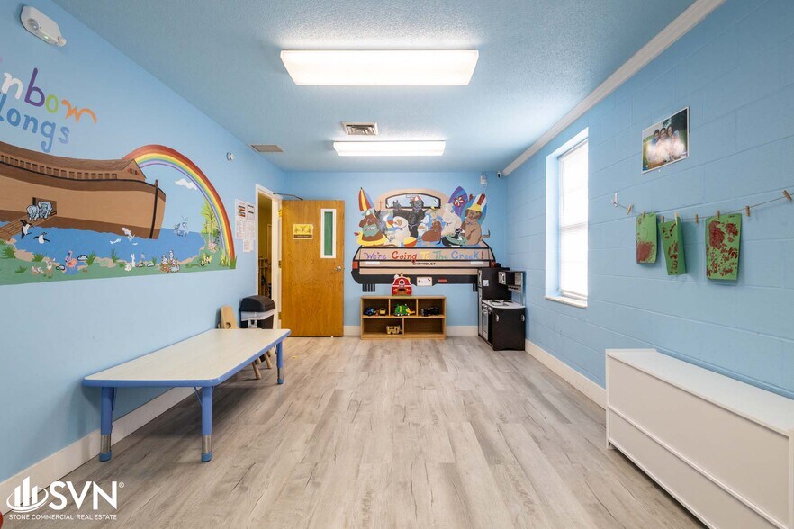 More Photos Of 209 W Jefferson St, Georgetown Office Residential For Sale